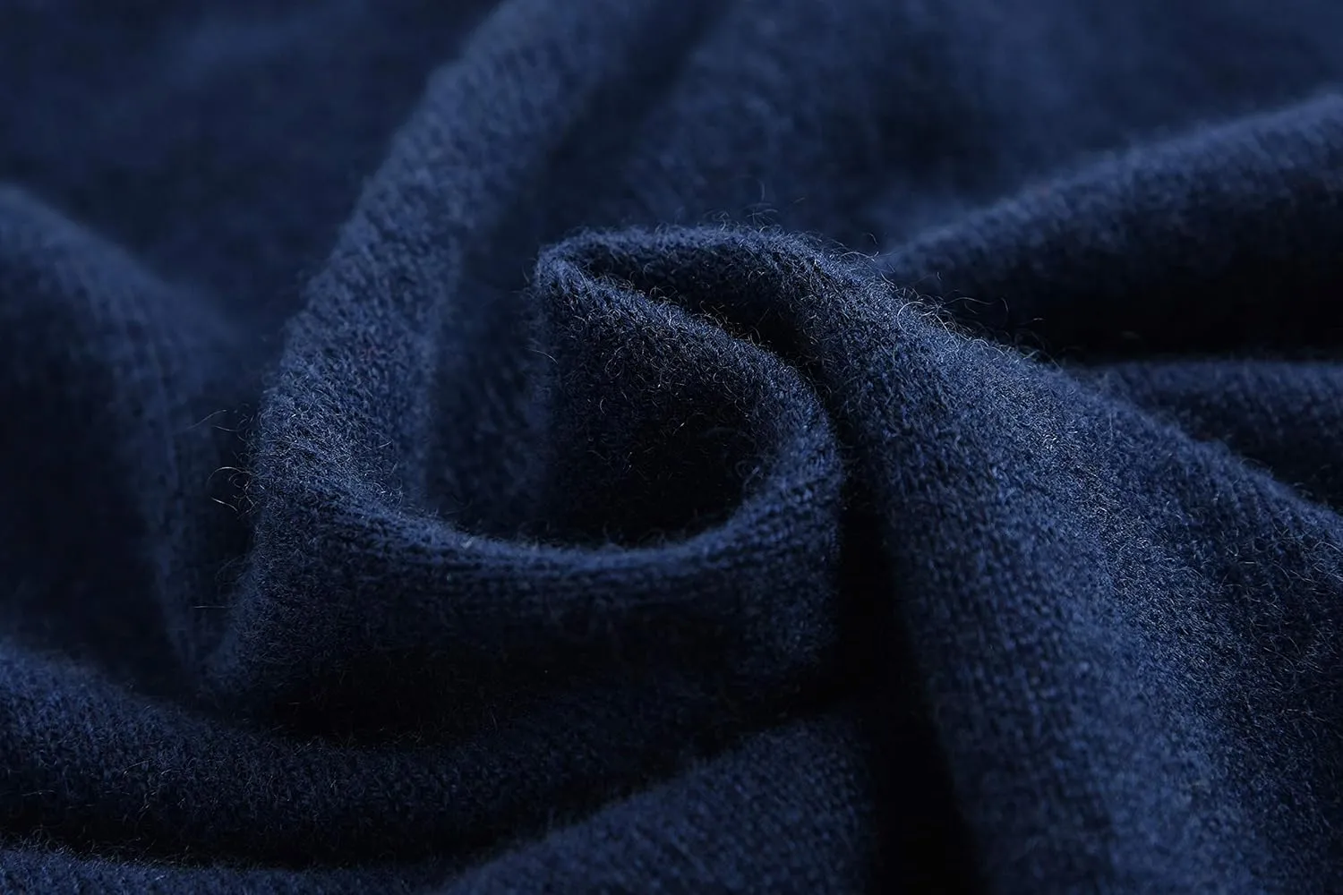 BEYOND FASHION Men's 100% Pure Cashmere Cardigan Sweater V Neck Button Front