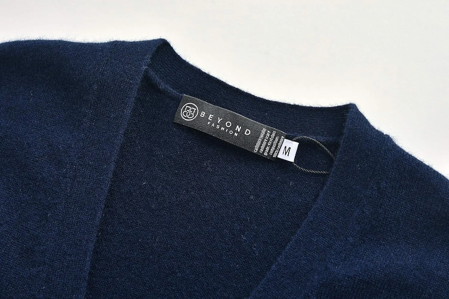 BEYOND FASHION Men's 100% Pure Cashmere Cardigan Sweater V Neck Button Front