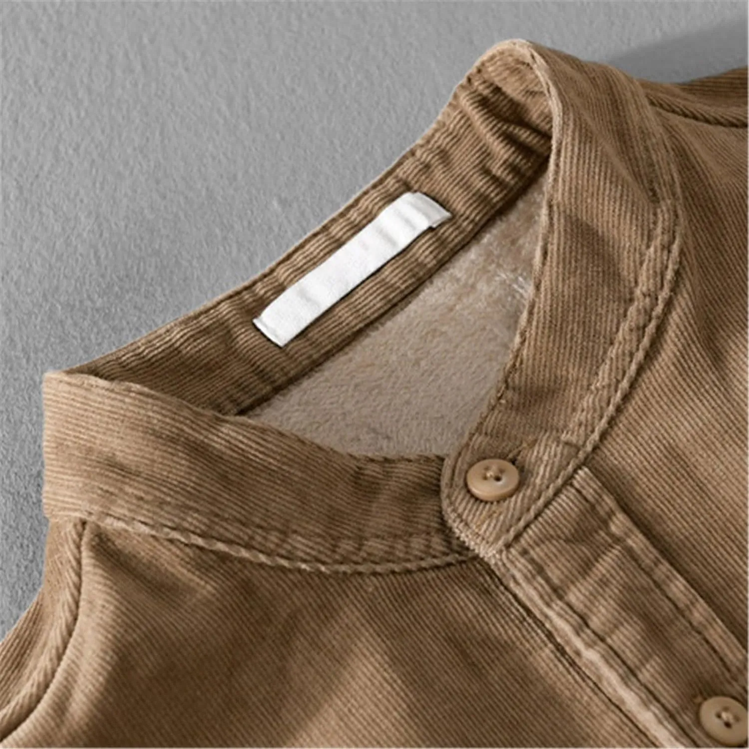 Fleece Lined Corduroy Shirt for Men Long Sleeve Button Down Casual Shirt Slim Fit Textured Shirts with Chest Pocket