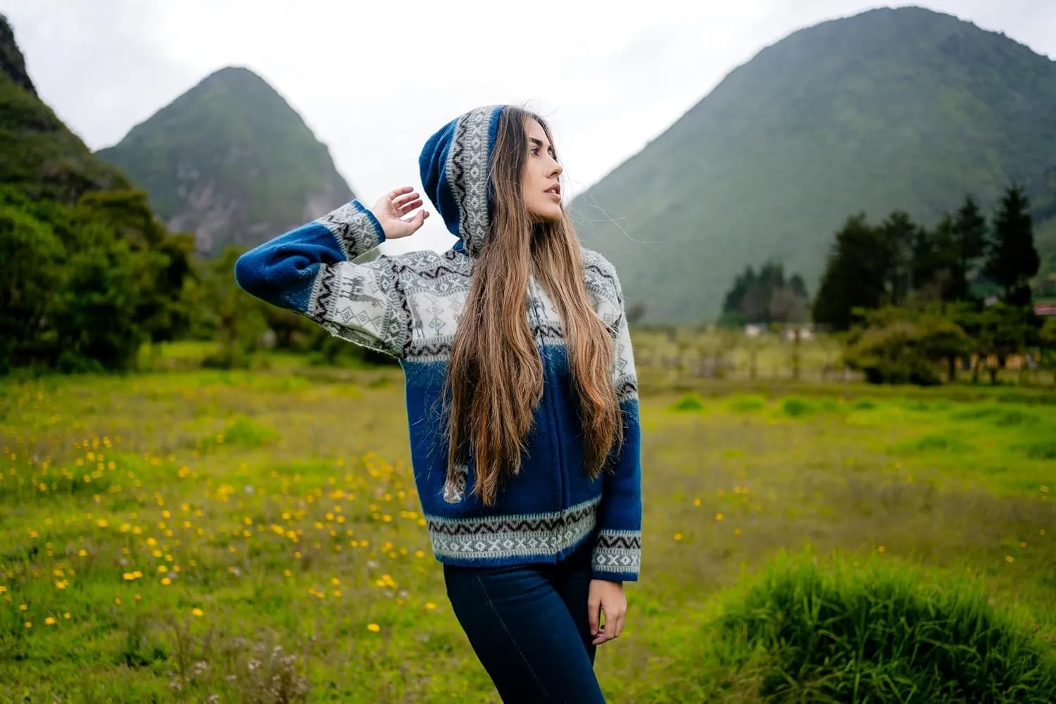 Handmade Alpaca Sweater, Vibrant Colors, Soft and Hypoallergenic, Crafted by Otavalenos Artisans in Ecuador
