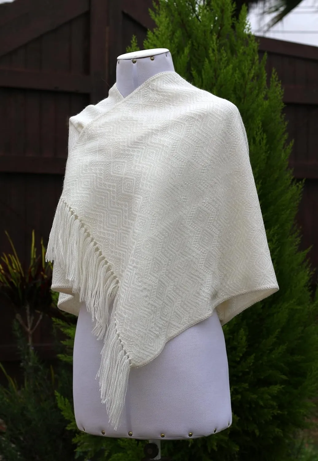 TINKUY PERU Alpaca Peruvian Pashmina Shawl Wrap Ruana 61 x 22 inches, One Size